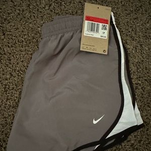 Nike short kids